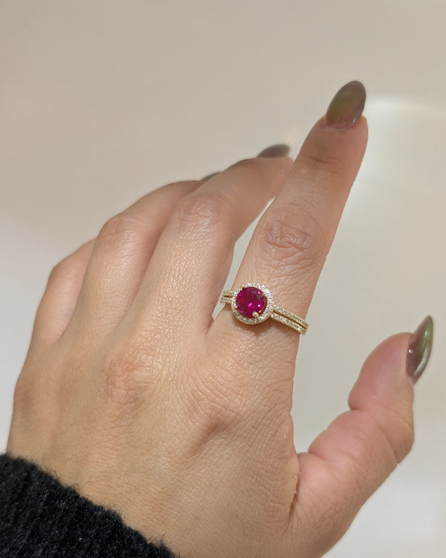 14K GOLD RING RED STONE