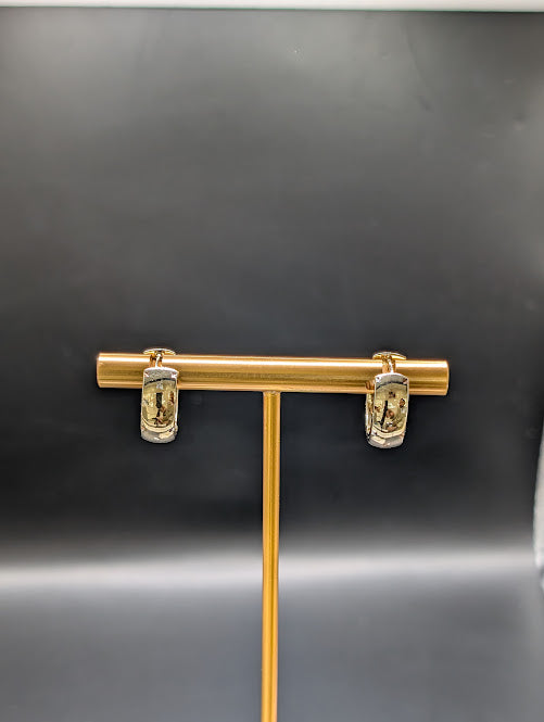14K Gold Huggies Hoop Earrings