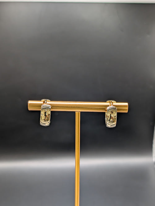 14K Gold Huggies Hoop Earrings