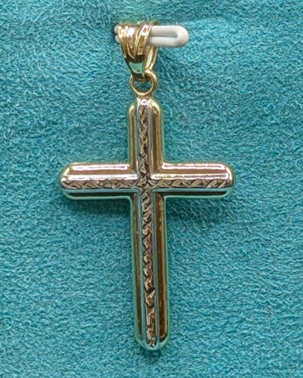 14K Gold Religious Cross Pendent with Diamond Cut Details
