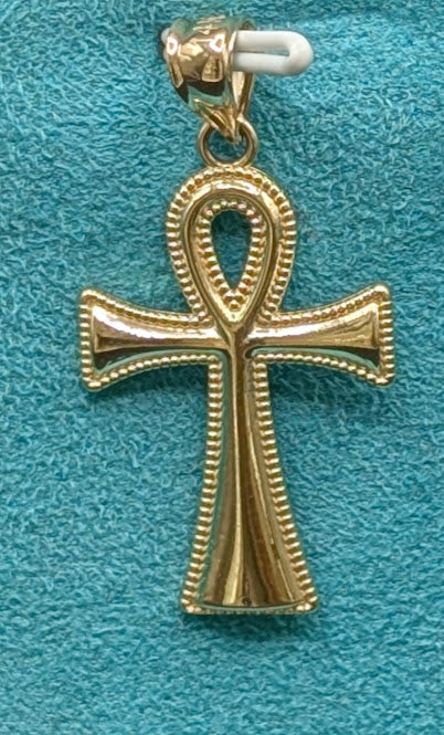 14K Gold Egyptian Ankh Pendent