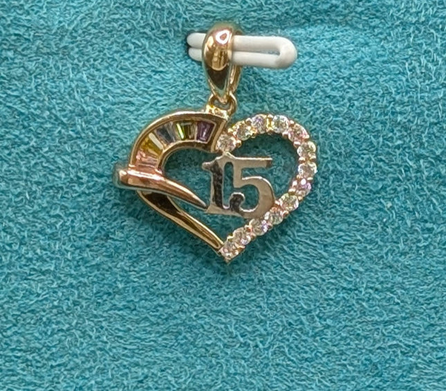 14K Gold 15 Años Heart Pendent