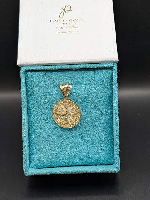 14K Gold Cross Medallion Pendent