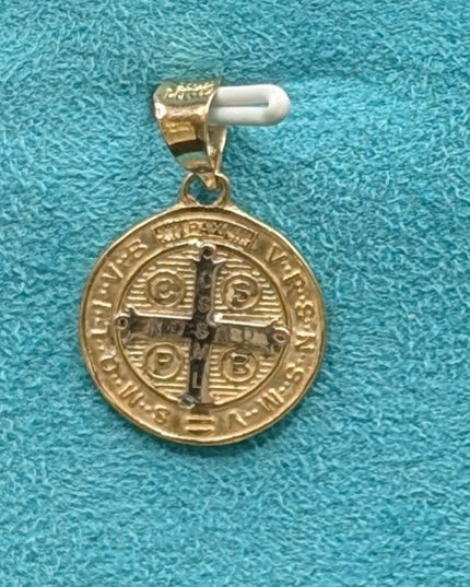 14K Gold Cross Medallion Small Pendent