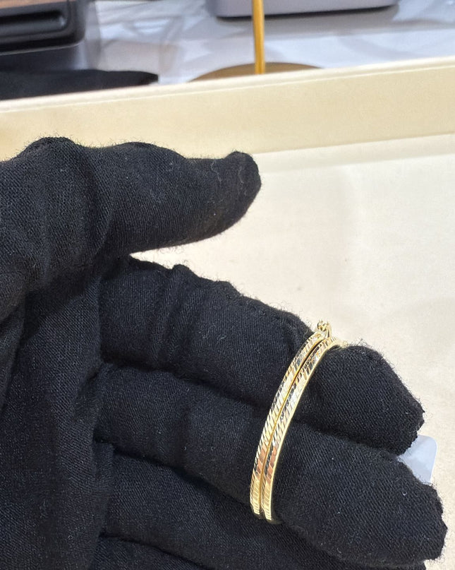 14K Gold Medium Hoop Earrings