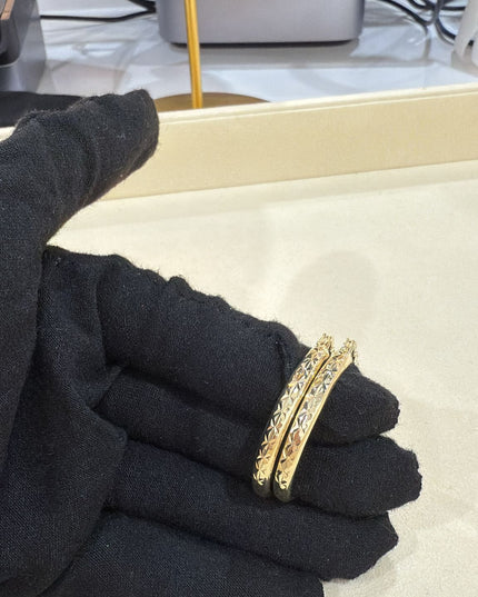 14K Gold Medium Hoop Earrings